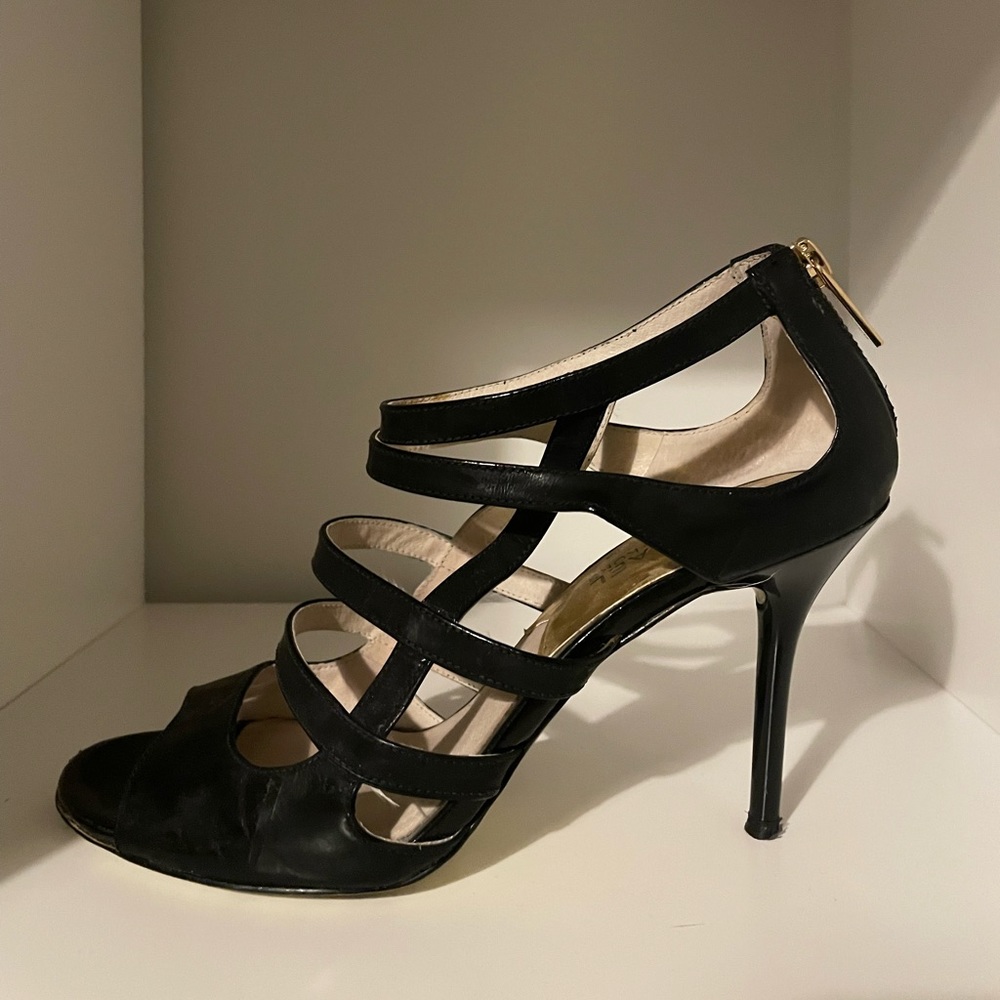 Michael Kore black strappy stilettos size 7.5